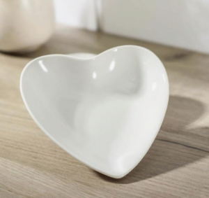 Салатник «Сердца»,13х12,5 см, цвет белый